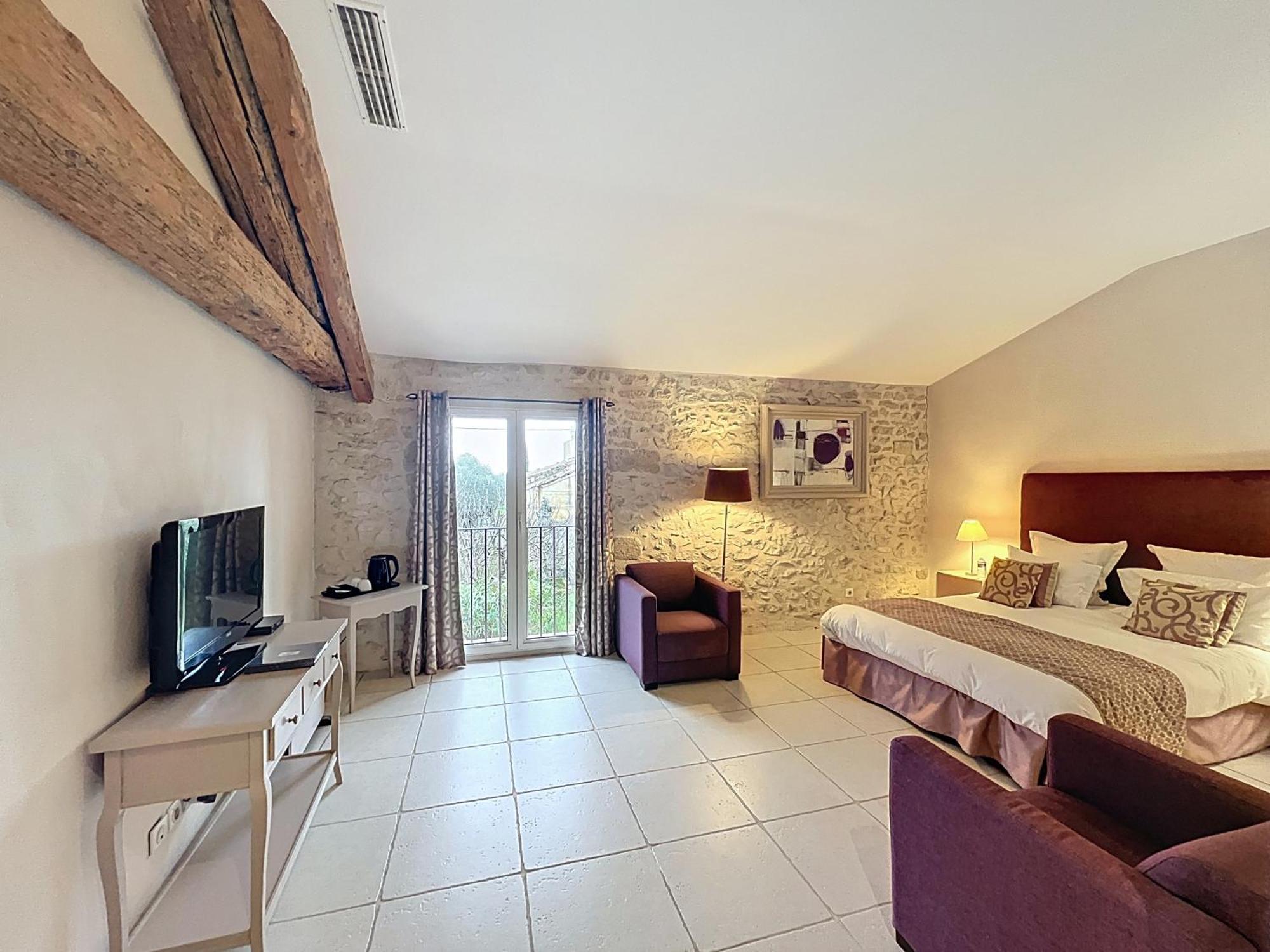 Chambres D'Hotes La Maison De Leonie Collias Exteriör bild